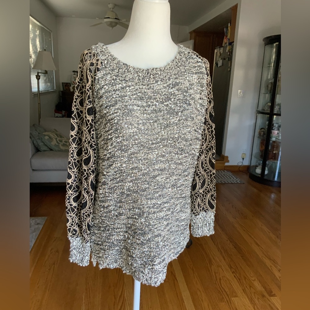 escio crew neck sweater